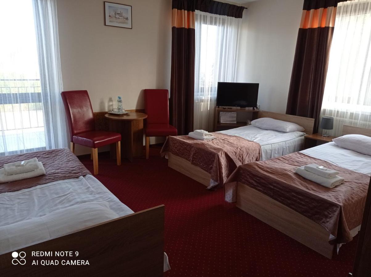 Hotel Harmonia Biała Podlaska Esterno foto
