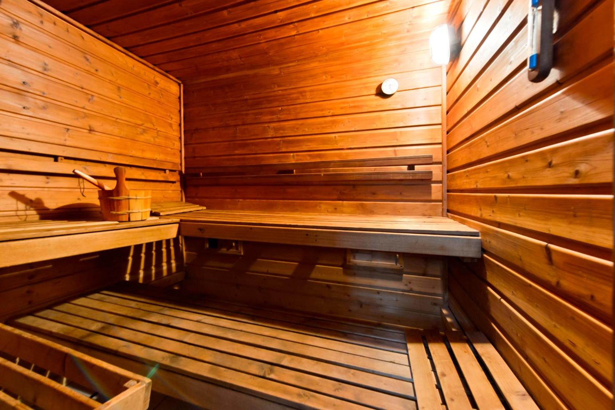 Hotel Harmonia Biała Podlaska Esterno foto